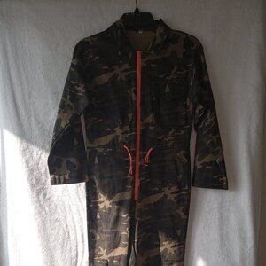 Green camouflage jumper